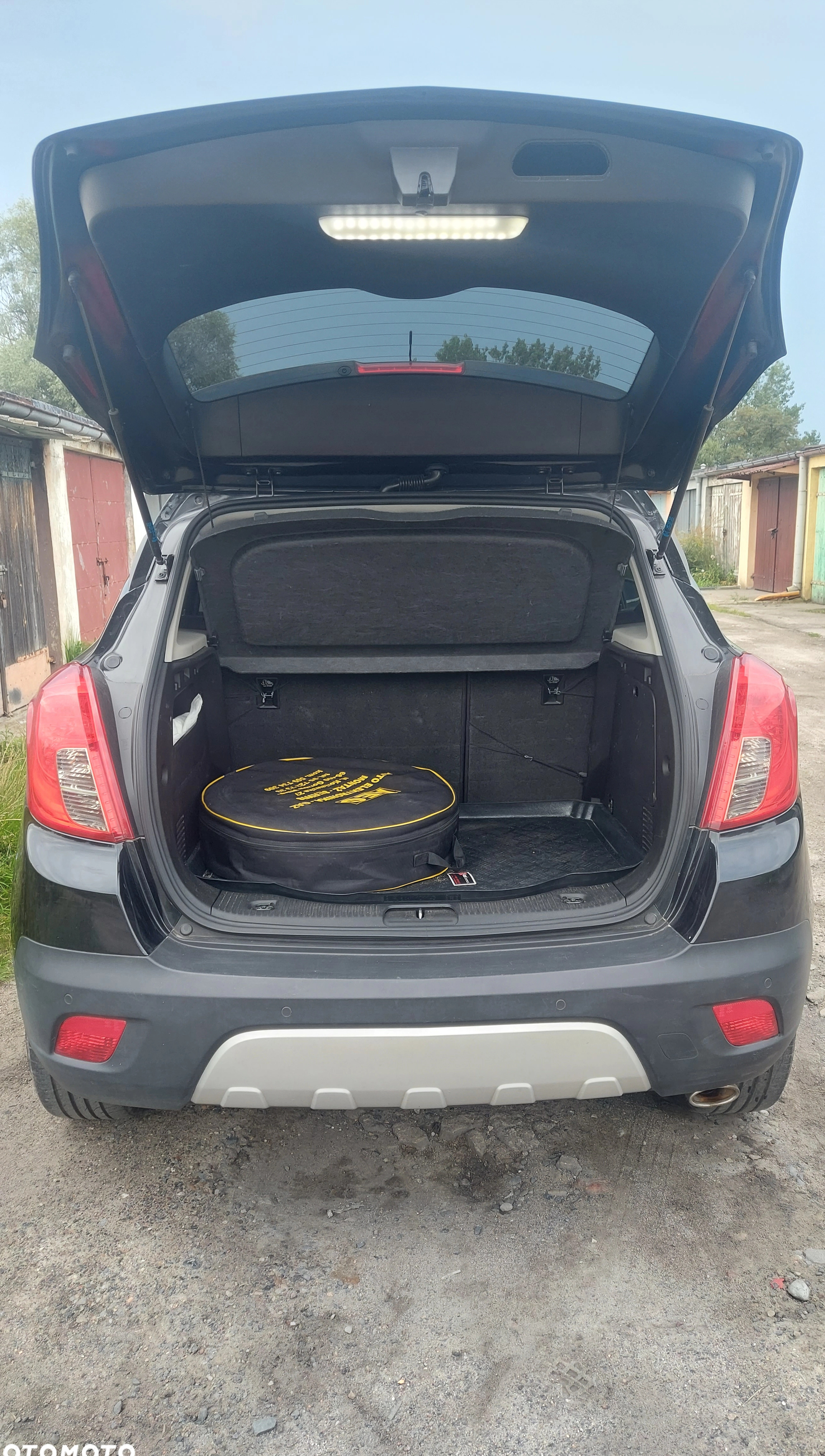 Opel Mokka cena 42000 przebieg: 97400, rok produkcji 2014 z Wołomin małe 172
